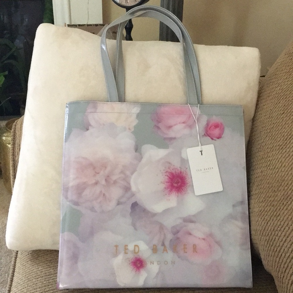 Ted Baker Chelsea Print Shopper Tote!
